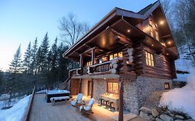 Breathtaking Log House With Hottub - Winter Paradise In Tremblant